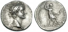 191  -  TIBERIO. Denario. Lugdunum (36-7 d.C.). R/ Livia entronizada con cetro y patas del trono decoradas. RIC-30. Porosidades. MBC+/MBC.