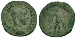 292  -  GORDIANO III.Sestercio. R/ Gordiano a der. con lanza y globo. P M TR P (…). RIC-308a? Pátina verde. BC+/BC.