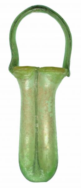 ROMA. Imperio Romano. Vidrio. Doble ungüentario con irisaciones. Altura: 16,1 cm. Procedente de colección privada española años 2000.