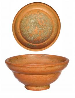 ROMA. Imperio Romano. Terra sigillata. Copa. Diámetro: 8,4 cm. Altura: 4,3 cm. Procedente de colección privada española años 1970-80.