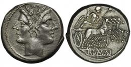 100  -  Quadrigatus (225-212 a.C.). Roma? R/ ROMA en relieve en cartela. CRAW-31/1. Pátina oscura. MBC+.