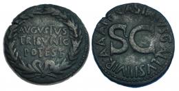 AUGUSTO. Dupondio. Roma (16 a.C.). A/ Láurea rodeando la ley. AVGVST/TRIBVNIC/POTEST. R/ SC rodeado por C. ASINIVS GALLVS III VIR AAA FF. RIC-370. MBC-/MBC.