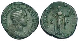 JULIA MAMEA. Sestercio. Roma. R/ Venus a der. con Cupido y cetro. VENERI FELICI. RIC-694. Pátina verde. Erosionada en anv. MBC-/MBC.