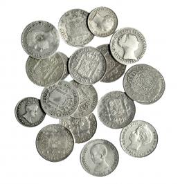 Lote 18 piezas: 1 real (3), 2 reales de Isabel II (2) y 50 céntimos (Gobierno Provisional -2-, Alfonso XII-3-, Alfonso XIII -7-). De BC- a MBC+.