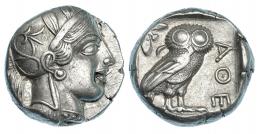 ÁTICA. Atenas. Tetradracma. A/ Cabeza de Atenea con casco ornamentado a der. R/ Lechuza a der. mirando de frente. AQE. AR-17,21 g. COP-31-43. SBG-2526. MBC+