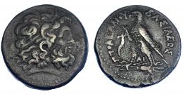 EGIPTO. Ptolomeo IV (221-205 a.C.). AE-42. A/ Cabeza de Zeus-Amón a der. R/ Águila sobre haz de rayos a izq., delante cornucopia; entre las patas DI; PTOLOMEOY BASILEOS. AE 67,05 g.  COP-199-204. SBG-7841. MBC.