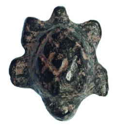 ROMA. Imperio Romano. Figura (I-IV d.C.). Bronce. Con representación de tortuga. Longitud 23,0 mm.
