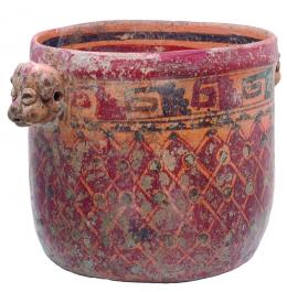 PREHISPÁNICO. Olla. Cultura Maya (550-950 d.C.). Terracota policromada. Con decoración geométrica y falsas asas figurativas. Altura 17,3 cm. Diámetro 17,2 cm. Se adjunta prueba de termoluminiscencia. 