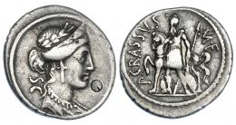 LICINIA. Denario. Roma (55 a.C.). A/ Punzón circular delante de la cabeza de Venus. CRAW-430.1. FFC-804. Contramarca y fina raya en anv. MBC-.