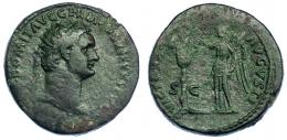 DOMICIANO. Dupondio. Roma (85 d.C.). R/ Victoria inscribiendo en escudo sobre palmera; VICTORIA AVGVSTI, S-C. RIC-298. Pátina verde. BC+.