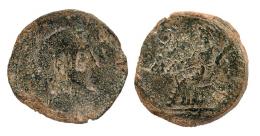 PAX IULIA. As. Augusto? A/ Cabeza masculina a der. R/ Figura femenina sentada a izq. con caduceo y cornucopia, en campo PAX-IVL horizontal. AE 11,67 g. RPC-52 vte. APRH-52b, este ejemplar ilustrado. ACIP-3642, mismo ejemplar ilustrado. CC-3980, mismo ejemplar. Pátina verde. BC. Rara.