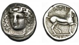 TESALIA. Larisa. Didracma (c. 395-344 a.C.). A/ Cabeza frontal de Larissa. R/ Caballo a der.; LARI-(S)AIWN. COP-119 ss. SBG-2119.  BC+/MBC-.