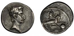 AUGUSTO. Denario. Colonia Patricia (18-16 a.C.). A/ Cabeza de Augusto. R/ Capricornio a der. con timón, globo y cornucopia. RIC-130. FFC-14. Golpe en canto. Rev. Descentrado. MBC. Muy escasa.