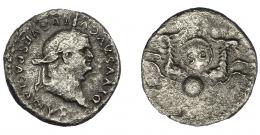 VESPASIANO (acuñación póstuma bajo Tito). Denario. Roma (80-81). R/ Escudo con ley. SC entre dos capricornios. AR 3,04 g. 16,9 mm. RIC-63. Superficies erosionadas. BC+. Escasa.