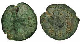 EMERITA. Semis. Augusto. A/ Cabeza laureada a izq.; PER (CAES AVG). R/ Aquila entre dos signa; (C)AE/L-E/(V). AE 4,33 g. 20,8 mm. RPC-18. I-1020. APRH-18. Parte del anv. grabada en el rev. Grieta. Pátina verde. BC+/MBC. Escasa.