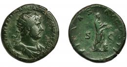 ADRIANO. Dupondio. Roma (119-122). R/ Pietas ofrendando sobre altar; PIETAS AVGVSTI, SC. AE 11,75 g. 27,3 mm. RIC-601c. Pátina verde. MBC-/BC+. 