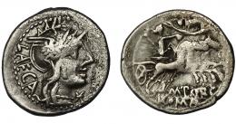PORCIA. Denario. Roma (125 a.C.). R/ Ley. M. PORC. AR 3,82 g. 19,4 mm. CRAW-270.1. FFC-1051. Erosiones. BC+.