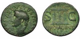 2182  -  PERIODO DE JULIO CÉSAR A AUGUSTO. Augusto (bajo Tiberio). As. Roma (22-30 d.C.). A/ Cabeza radiada a izq. r/ Altar, en campo S-C, en exergo PROVIDENT. AE 9,7 g. 28,7 mm. RIC-81. Pátina verde. BC+.