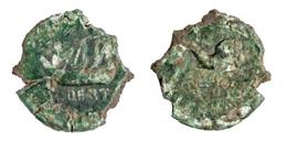 DERTOSA. Semis. Tiberio. A/ Nave a der.; DERT/ M H (IVLIA). R/ Delfín y ancla a der.; ILERCAVO(NIA). AE 2,81 g. 17 mm. RPC-209. APRH-209. ACIP-1222. CC-4473, mismo ejemplar. Roturas en los borde. Pátina verde. MBC.