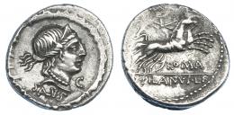 REPÚBLICA ROMANA. JUNIA. Denario. Roma (91 a.C.). A/ Letra C delante de la cabeza de Salus; SALVS. AR 3,98 g. 18,2 mm. CRAW-337.2c. FFC-782. MBC+/MBC.