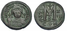 IMPERIO BIZANTINO. JUSTINIANO. Follis. Constantinopolis. A/ Busto frontal del emperador; año de reinado XIII, oficina B. AE 22.01 g. 38,8 mm. SBB-163. Pátina verde. MBC.