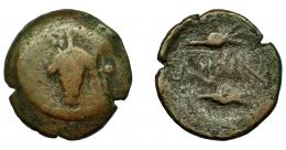 32 - HISPANIA ANTIGUA. ACINIPO. As. Reacuñación sobre un as de Obulco. A/ Racimo entre dos estrellas. AE 12,10 g. 26,2 mm. BC-.
