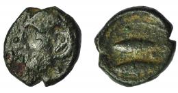 71   -  HISPANIA ANTIGUA. GADIR. Octavo de calco. A/ Cabeza frontal de Melkart con leonté. R/ Dos atunes a izq., en medio aleph. AE 0,92 g. 9,9 mm. I-1334. ACIP-661. BC-/BC+. Rara.