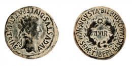 11 - COLECCIÓN CORES. BILBILIS. AUGUSTO. As. A/ Cabeza laureada a der.; AVGVSTVS DIVI F PATER PATRIAE. R/ Corona cívica rodeando II VIR; alrededor MVN AVGVSTA BILBILIS, M SEMP TIBERI L LICI VARO. AE 12,33 g. 29 mm. RPC-392b. APRH-391a. ACIP-3017a. CC-4833, mismo ejemplar. Pátina oscura. MBC-/MBC.