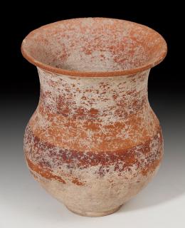 ARQUEOLOGÍA. HISPANIA ANTIGUA.  Cultura ibérica. Vaso (III-II a.C.). Cerámica polícroma. Decoración de bandas. Altura 9 cm. Diámetro 7,4 cm.