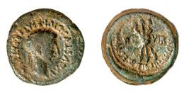 15 - COLECCIÓN CORES. BILBILIS. AUGUSTO. Semis. A/ Cabeza laureada a der.; AVGVSTVS DIVI F PATER PATRIAE. R/ Haz de rayos; II-VIR, alrededor (MVN AVGVSTA BIL) M SEMP TIBERI L LICI VARO. AE 7,19 g. 22 mm. RPC-394. APRH-394. ACIP-3019. CC-4840, mismo ejemplar. Pátina verde oscuro. BC+. Rara. Ex Martí Hervera, Soler y Llach, 3/5/2011, lote 2129.