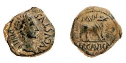 COLECCIÓN CORES. ERCAVICA. AUGUSTO. Semis. A/ Cabeza laureada a der.; AVGVSTVS DIVI F. R/ Toro a der.; MVN/ ERCAVICA. AE 5,92 g. 21 mm. RPC-461. APRH-461. ACIP-3188. CC-5121, mismo ejemplar. Pátina verde terrosa. MBC. Muy rara.