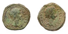 28 - COLECCIÓN CORES. TURIASO. As. A/ Cabeza femenina a der.; TVRIASO. R/ Cabeza laureada a der.; IMP AV-GVSTVS P P. AE 14,76 g. 28 mm. RPC-S5 403/55, mismo ejemplar. APRH-403b. ACIP-3274a. CC-4867, mismo ejemplar. Pátina verde claro. Acuñación floja. MBC.