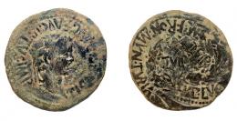 43 - COLECCIÓN CORES. TURIASO. TIBERIO. As. A/ Cabeza laureada a der.; TI CAESAR AVG F AVGVSTVS IMP. R/ Corona cívica rodeando II VIR; MVN TVRIA(SO MN S)VLP LVCAN (M SEMP FRONT). AE 9,60 g. 29 mm. RPC-413. APRH-413a. ACIP-3286. CC-4890, mismo ejemplar. Doble acuñación en diferente posición en rev. Pátina verde. BC-/BC+.