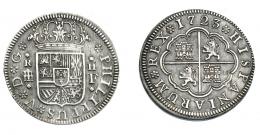 678  -  FELIPE V. 2 reales. 1723. Segovia. F. Con flores de 6 pétalos en anv. y rev. VI-769 vte. AC-958 vte. MBC+.