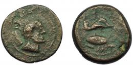 1002 - HISPANIA ANTIGUA. ABDERA. Unidad. A/ Cabeza masculina a der., detrás clava. R/ Delfín a der., debajo atún a izq. y debajo ley. 'bdrt. AE 13,92 g. 26,4 mm. I-11. ACIP-868. Ex Áureo, 8-3-1994, lote 207. Pátina marrón con tonos verdes. MBC-. Muy rara.