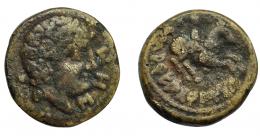1028 - HISPANIA ANTIGUA. AREKORATAS. As. A/ Cabeza masculina a der., detrás signos ibéricos SOS, detrás glóbulo. R/ Jinete a der., debajo ley. circular AREIKoRA(TiKoS). AE 20,28 g. 31,8 mm. I-84. ACIP-1739. Pequeñas erosiones. BC+. Rara. Ex Áureo, 21-1-1997, lote 104.