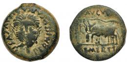 HISPANIA ANTIGUA. EMERITA. As. A/ Cabeza masculina frontal barbada vertiendo agua de un ánfora bajo ella; PERMISSV CAESARIS AVGVSTI. R/ Yunta fundacional a izq.; encima (AVGVSTA), debajo (EM)ERITA. AE 11,83 g. 24,9 mm I-1009. APRH-11b. ACIP-3373a. Pátina oscura. MBC-. 