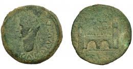 HISPANIA ANTIGUA. EMERITA. Tiberio. Dupondio. A/ Cabeza de Augusto radiada a izq.; DIVVS AVG (PATER) CAE. R/ Recinto amurallado; AVGVSTA EMERITA. AE 21,76 g. 35,73 mm. I-1032. APRH-30b. ACIP-3395a. Vano en anv. Pátina verde rugosa. BC/BC+. Muy escasa. 
