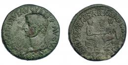 53 - HISPANIA ANTIGUA. CAESARAUGUSTA. Tiberio. Dupondio. A/ Cabeza laureada a izq.; (TI) CAESAR DIVI DIVI AVGVSTI F AVGVSTVS. R/ Nero y Druso sentados afrontados; DRVSVS CAESAR NERO CAE(SAR), debajo (C C A). AE 12,54 g. 28 mm. I-353. APRH-342. ACIP-3068. Pátina verde. MBC-. Rara.