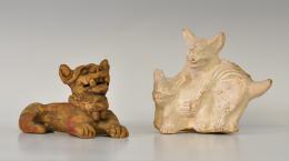 PREHISPÁNICO.  Lote de 2 figuras zoomorfas. Cultura Maya ( 550-950 d.C). Cerámica y yeso. Una de ellas con restos de policromía y parcialmente reconstruida. Longitud 14 cm y 12,5 cm.