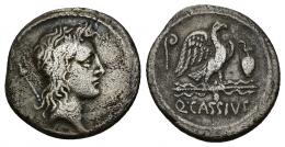 REPÚBLICA ROMANA. CASSIA. Q. Casius Longinus. Denario. Roma (55 a.C.). A/ Cabeza de Bonus Eventus a der., detrás cetro.R/ Águila sobre haz de rayos a der. entre lituus y jarra; Q CASSIVS. AR 3,48 g. 18,72 mm. CRAW-428.3. FFC-557. Porosidades. BC+.