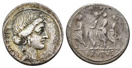 REPÚBLICA ROMANA. JUNIA. Q. Caepio Brutus. Denario. Roma (54 a.C.). A/ Cabeza de Libertas a der., detrás LIBERTAS. R/ L. Junio Bruto entre dos líctores precedido por un accenso, en exergo BRVTVS. AR 3,30 g. 18,39 mm. CRAW-433.1. FFC-794. Porosidades. MBC-.
