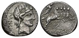 REPÚBLICA ROMANA. VIBIA. C. Vibius C. f. Pansa. Denario. Roma (90 a.C.). A/ Cabeza de Apolo, delante símbolo (no visible), detrás PANSA. R/ Minerva en cuadriga a der., en exergo C VIBIVS C F. AR 3,76 g. 17,42 mm. CRAW-342.5b. FFC-1188. Oxidaciones limpiadas y concreción en anv. MBC-/MBC+.