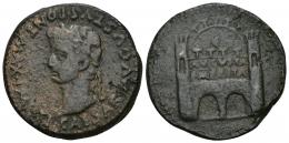 HISPANIA ANTIGUA. EMERITA. Dupondio. Tiberio. A/ Cabeza laureada a izq.; TI CAESAR AVGVSTVS PONT MAX IMP. R/ Recinto amurallado; AVGVSTA / EMERITA. AE 22,93 g. RPC-41. APRH-41b. ACIP-3407a. CC-3943, mismo ejemplar. Pátina oscura. MBC-/MBC. Muy escasa. Ex colección Cores.