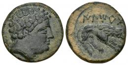 HISPANIA ANTIGUA. ILTIRTA. As. A/ Cabeza masculina con collar a der. R/ Lobo a der., encima ILTiRTa. AE 9,35 g. 24,5 mm. I-1746. ACIP-1246. Pátina oscura con algo de tierra en rev. EBC. Rara.