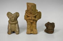 PREHISPÁNICO. Lote de 3 figuras zoomorfas. Cultura Maya (550-950 d. C.). Terracota. Todas ellas fracturadas o con pérdidas. Altura de 5 a 11,6 cm.