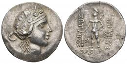 15 - GRECIA ANTIGUA. CELTAS. IMITACIÓN DE THASOS. Tetradracma. A/ Cabeza de Dionisos a der. R/ Heracles a izq. con leonté y clava; ley. con errores. AR 15,36 g. 33,3 mm. SBG-215. MBC+/MBC.