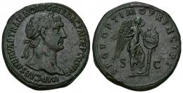166 - IMPERIO ROMANO. TRAJANO. Sestercio. Roma (103-111). A/ Cabeza laureada a der.; IMP CAES NERVAE TRAIANO AVG GER DAC P M TR P COS V P P. R/ Victoria a der. inscribiendo en escudo VIC/DAC sobre palmera, en campo S-C; SPQR OPTIMO PRINCIPI. AE 27,99 g. 35 mm. RIC-527 (vte. sin manto). Campos ligeramente repasados. Pátina oscura con tonos verdes y rojos. MBC+.