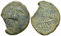 111 - HISPANIA ANTIGUA. LAELIA. As. A/ Jinete a der. sobre línea. R/ Espiga, debajo palma, en medio (L)AELIA. AE 7,60 g. 31 mm. CNH-6. ACIP-2366. CC-3284, mismo ejemplar. Cospel falto. Pátina verde. BC+. Rara.