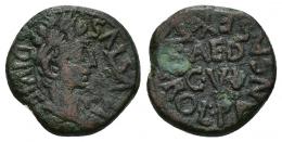 28 - HISPANIA ANTIGUA. CELSA. Augusto. Cuadrante. A/ Cabeza laureada a der.; AVGVSTVS DIVI F. R/ AED/ C V I; L PANSA SEX NIGRO. AE 3,15 g. 17 mm. I-818. APRH-277. ACIP-3168. CC-4631, mismo ejemplar. Erosión en rev. Pátina oscura. MMBC-/MBC. Rara. Ex Cayón Subastas, Subasta Rápida 53 (27-11-2018), lote 230.